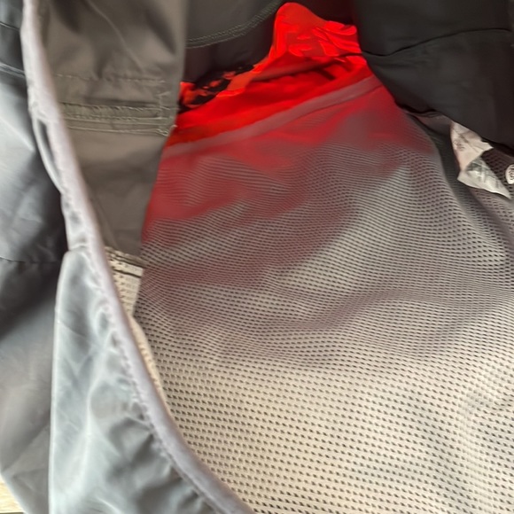 Under Armour Packable Lightweight Jacket Boy Size Large - Picture 7 of 11